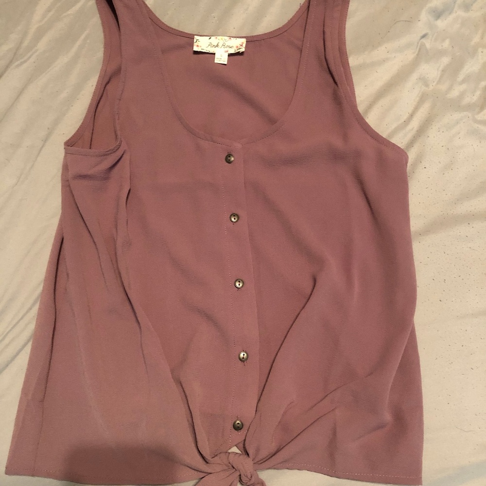 Tie bottom tank/blouse